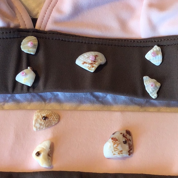 Bikini with Tiny Seashells - Picture 4 of 4